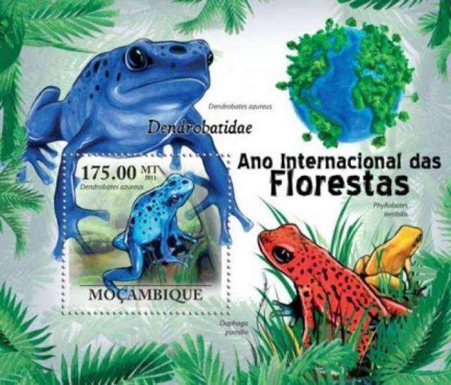 Mozambique 2011  frogs  Blue Poison Arrow Dart Frog  Strawberry Poison Dart Frog, and Golden Poison Frog - Michel catalog #4307   animals on stamps  wildlife stamps frogs on stamps  African stamps topical stamp collecting thematic stamp collection postage stamps from Africa  wildlife on postage stamps wild animals fauna stamps frogs from south america wildlife on postage stamps stamp collecting hobby